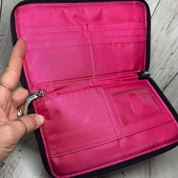 Vera Bradley Petal Paisley Wristlet Wallet Tech Case - Picture 3 of 6